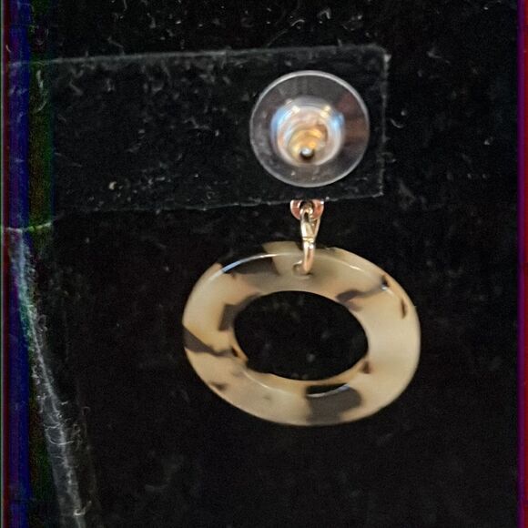 Sparkle & Bling Gold-Tone Black Tortoise Chunky Chain Necklace Earring Set- OSFM - Picture 16 of 16